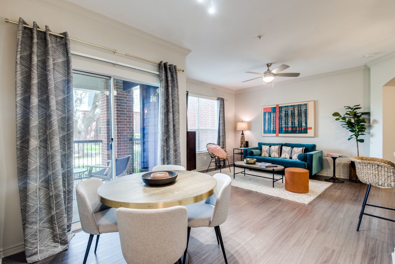 Energy Corridor Apartments Aventura on Briar Forest Home