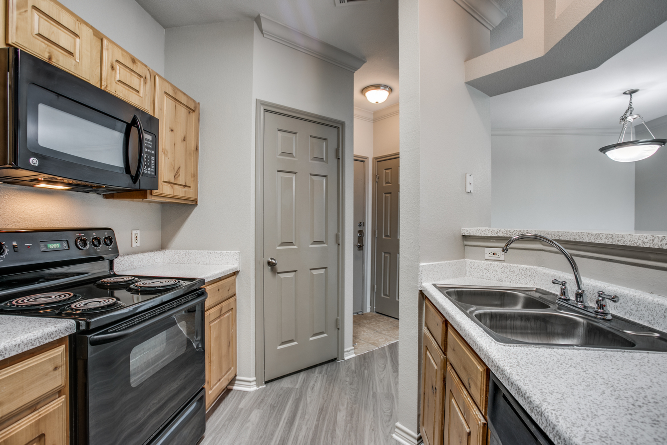 sunrise briar forest apartments